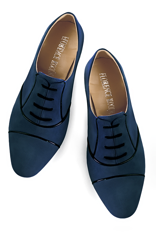 Navy blue and gloss black women's essential lace-up shoes. Round toe. Low flare heels. Top view - Florence KOOIJMAN
